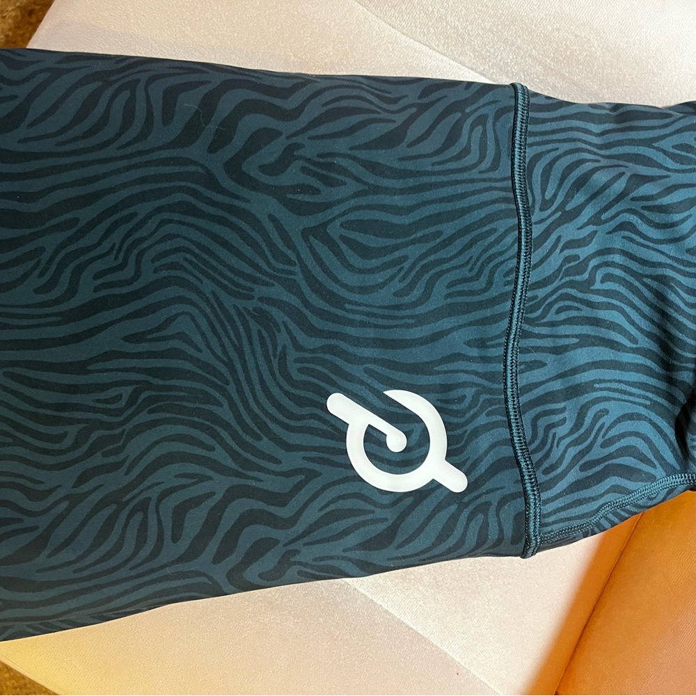 Peloton Reversible leggings XL